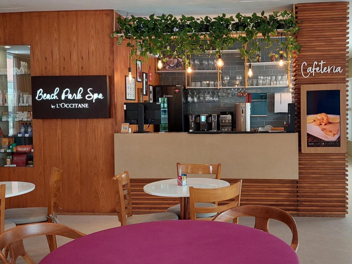 Apartamento Particular Em Porto Das Dunas - Beach Park Акирас Экстерьер фото